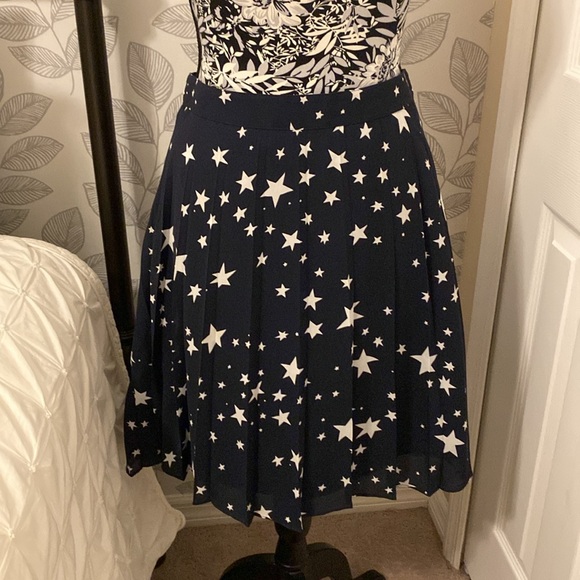 J. Crew Dresses & Skirts - J. Crew navy pleated polyester skirt with white stars